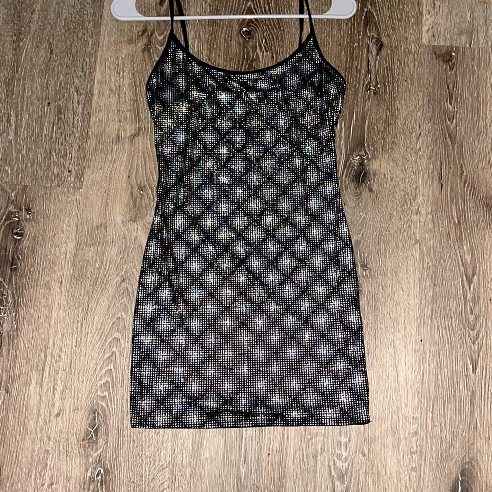 Supper sexy dress perfect for a night out brand is “better be” only wore once